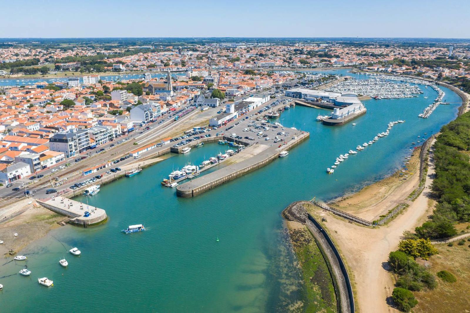 Le Bateau Ivre 50 M De La Plage Saint Gilles Croix de vie Ngoại thất bức ảnh